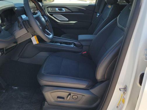 Star White 2026 Ford Explorer Tremor