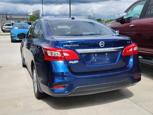 Gray 2018 Nissan Sentra SV