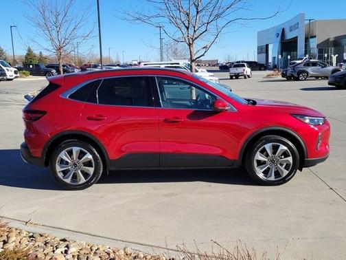 2025 Ford Escape Platinum