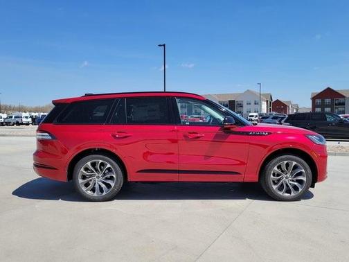 2025 Lincoln Aviator Premiere