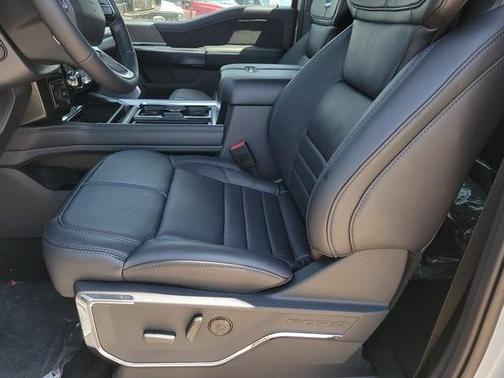 2025 Ford F-250 Platinum