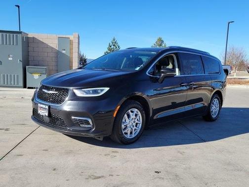 2021 Chrysler Pacifica Touring-L