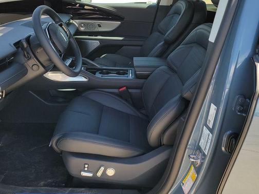 Whisper White 2026 Lincoln Nautilus Reserve