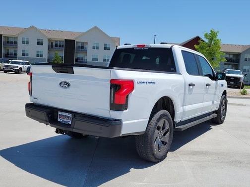 2025 Ford F-150 Lightning Pro