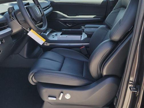 Starlight 2026 Lincoln Navigator L Reserve