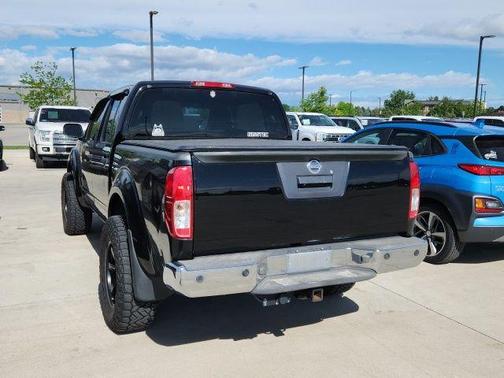 Super Black 2013 Nissan Frontier SV