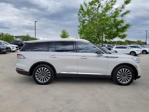 2022 Lincoln Aviator Reserve AWD