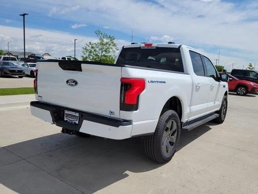 2025 Ford F-150 Lightning Flash