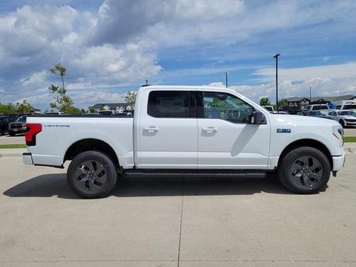2025 Ford F-150 Lightning Flash