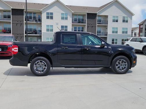 Shadow Black 2026 Ford Maverick XLT