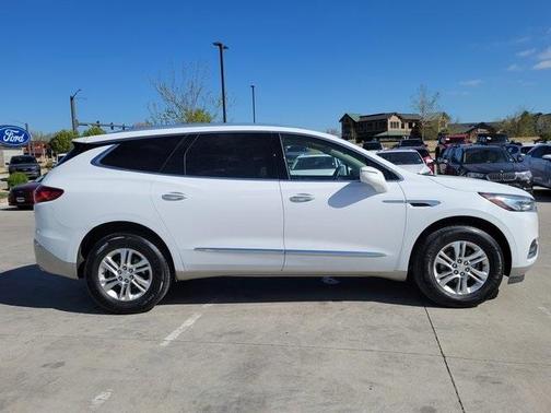 2020 Buick Enclave Essence