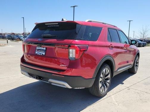 2025 Ford Explorer Platinum