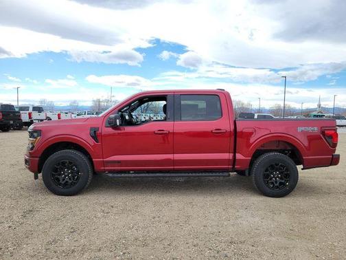 Ruby Red Metallic Tinted Clearcoat 2026 Ford F-150 XLT