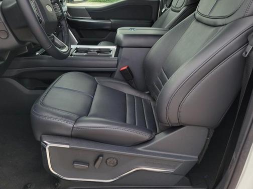 2025 Ford F-250 Platinum