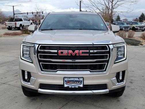 2023 GMC Yukon SLT