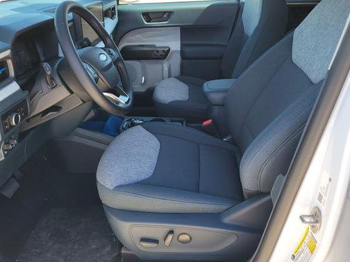 Oxford White 2026 Ford Maverick XLT