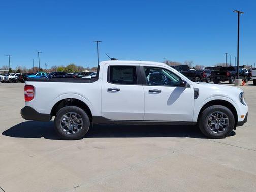 Oxford White 2026 Ford Maverick XLT
