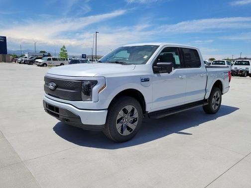 2025 Ford F-150 Lightning Flash