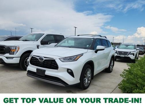 2022 Toyota Highlander Platinum