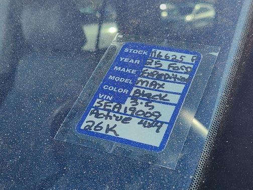 Black Metallic 2025 Ford Expedition Max Active