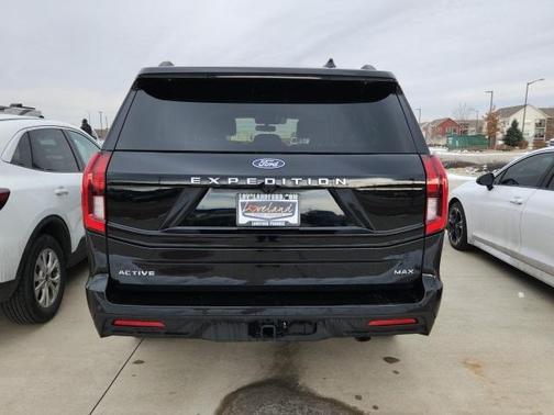 2025 Ford Expedition Max Active