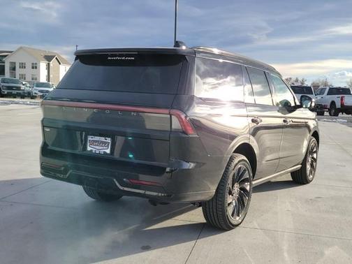 2025 Lincoln Navigator Reserve
