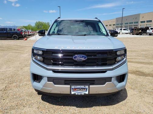 Glacier Gray Metallic 2026 Ford Expedition Max Platinum