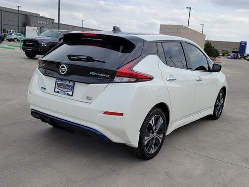 2022 Nissan Leaf SV PLUS