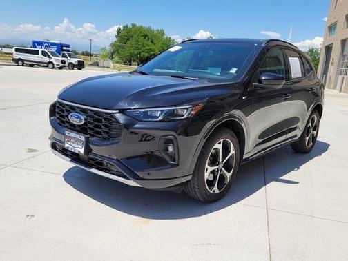 2024 Ford Escape ST-Line Elite