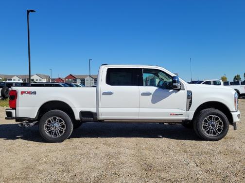Star White Metallic Tri-Coat 2026 Ford F-350 Platinum