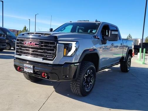 2025 GMC Sierra 2500 AT4X