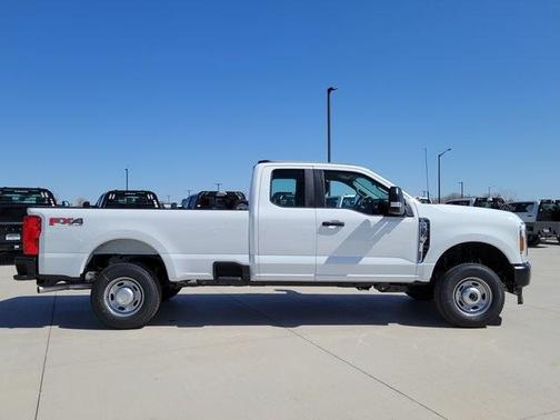 2025 Ford F-250 XL