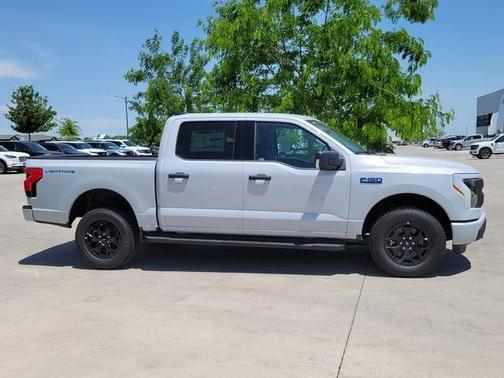2025 Ford F-150 Lightning XLT