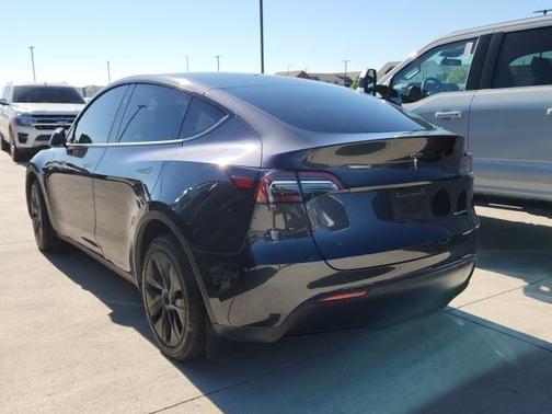 2024 Tesla Model Y Long Range