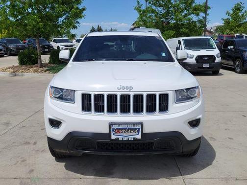Bright White Clearcoat 2015 Jeep Grand Cherokee Laredo