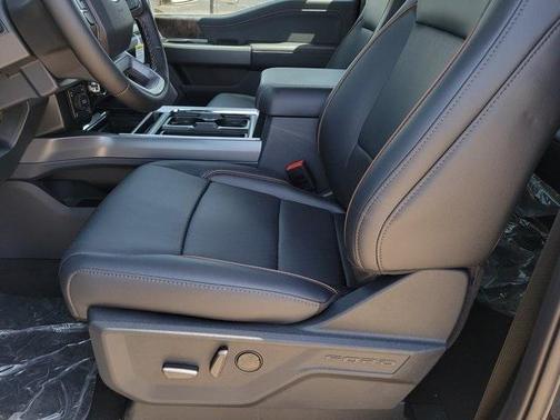 2025 Ford F-350 Lariat Super Duty