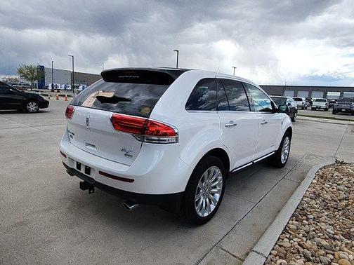 White Platinum Clearcoat Metallic 2015 Lincoln MKX Base
