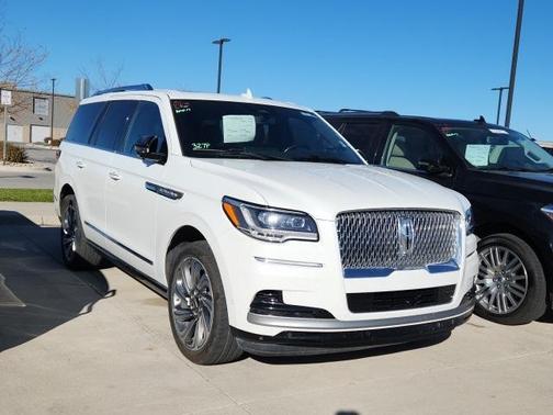 2023 Lincoln Navigator Reserve