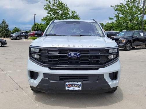 Space Silver 2025 Ford Expedition Max Active