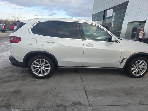 2023 BMW X5 xDrive40i