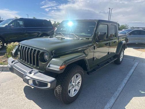 Sarge Green Clearcoat 2022 Jeep Gladiator Sport