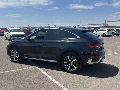 2022 Audi Q5 45 S line Premium