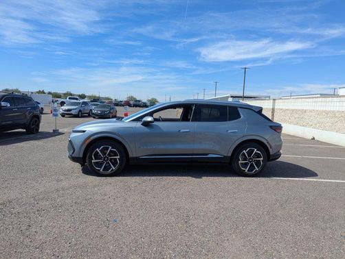 2025 Chevrolet Equinox EV LT