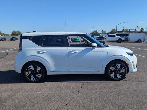 2023 Kia Soul GT-Line