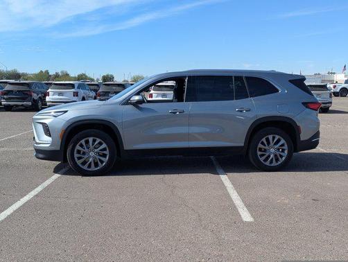 2025 Buick Enclave Preferred FWD