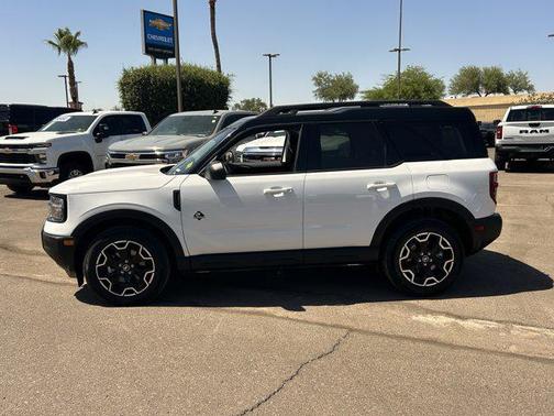 Oxford White 2025 Ford Bronco Sport Outer Banks