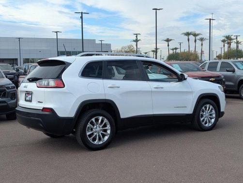 2019 Jeep Cherokee Latitude