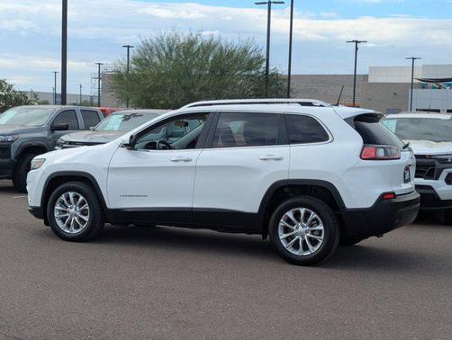 2019 Jeep Cherokee Latitude
