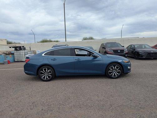 2024 Chevrolet Malibu FWD RS