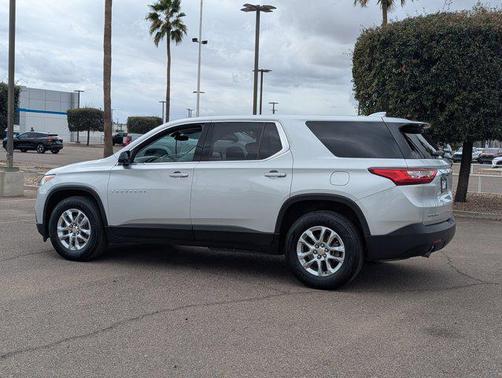 2018 Chevrolet Traverse LS